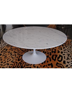 Round marble table 137 cmRound marble table 137 cm